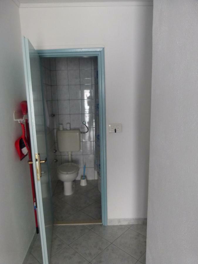 Apartments Rejo Donji Okrug  Room photo